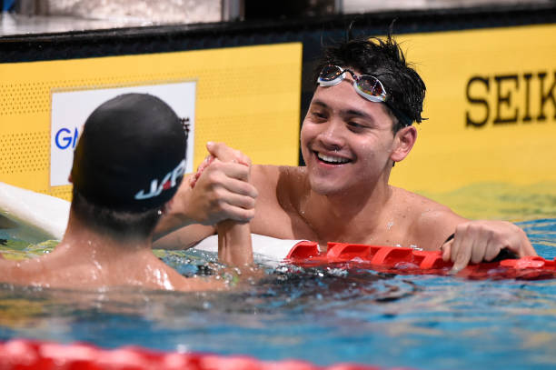 女性游泳必备：防护措施与常见问题解答