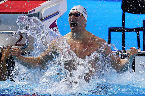 游泳池会传播乙肝吗？专家解析感染风险