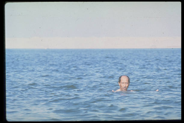 游泳池隐藏的健康杀手：细菌感染和呼吸道问题