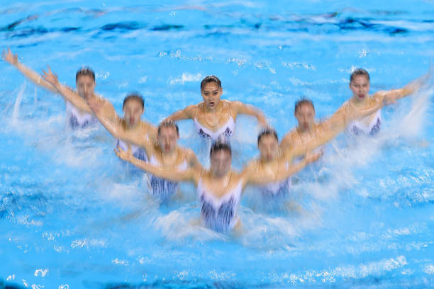 张雨菲训练日常揭秘：冠军背后的汗水与坚持