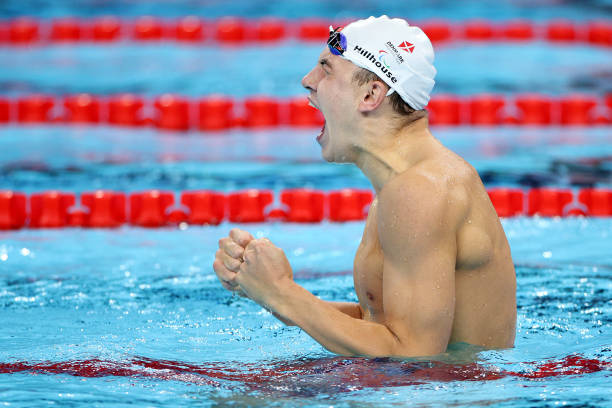 中年女性的最佳运动选择：游泳的十大健康好处