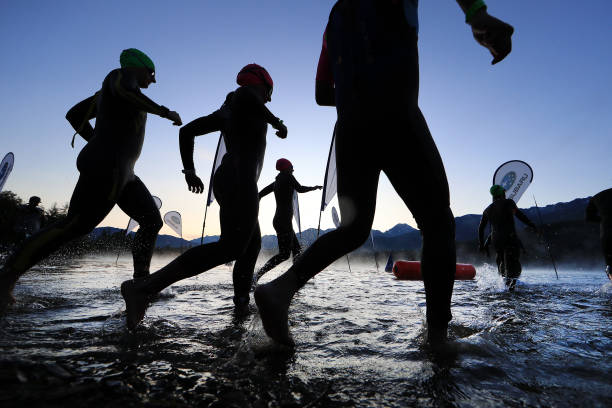 游泳教练薪资结构表格：不同级别教练的薪资对比