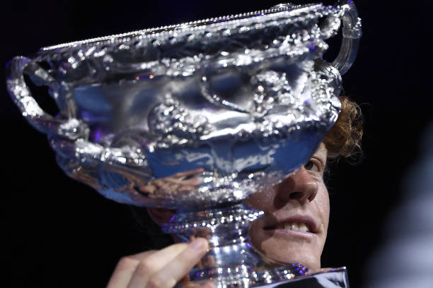 如何根据场地面积选择合适的网球场尺寸：实用指南