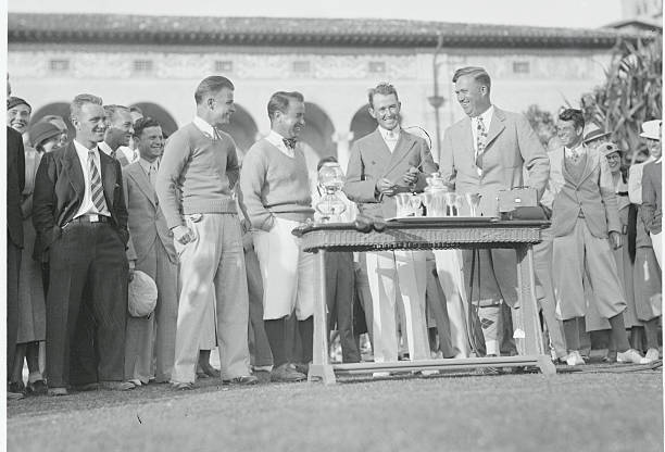 网球比赛一局需要打多少个球？规则详解与实例分析