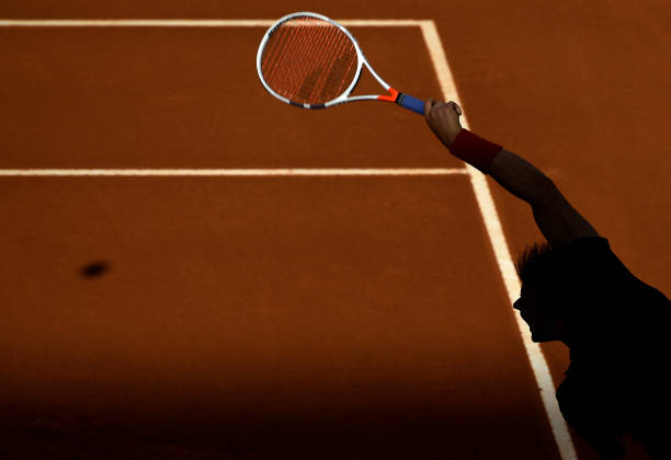 泰摩网球商城专业测评：热门球拍性能对比