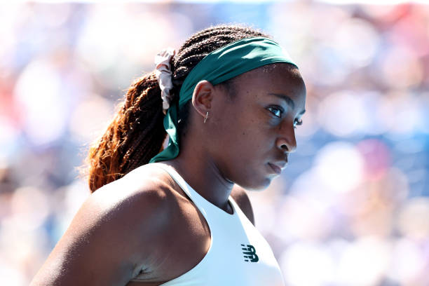 一发制胜：打造具有攻击性的平击发球技术全解析