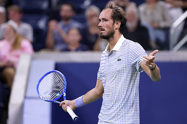 丘的网球赛程直播：不容错过的精彩对决！