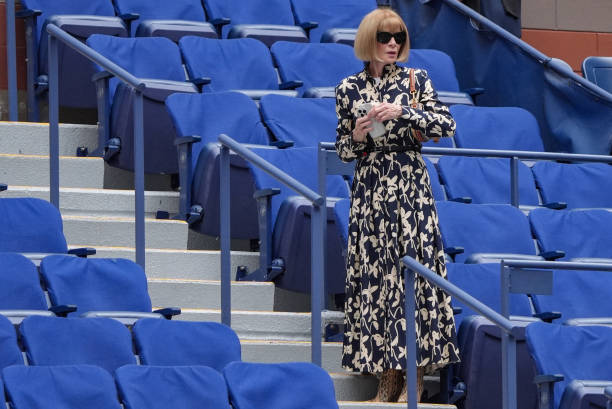 斯维亚泰克法网封后：一场青春风暴的完美胜利