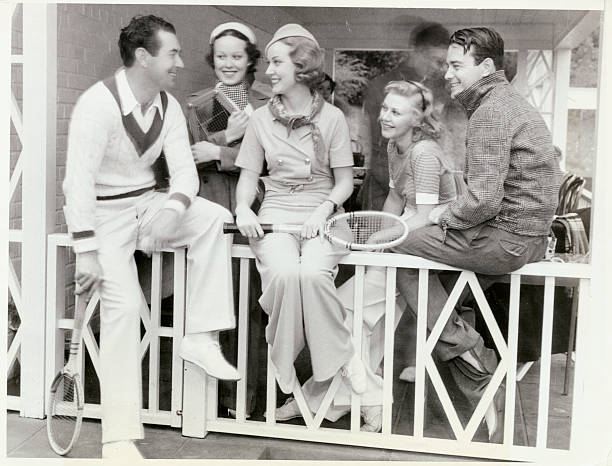 纳芙拉蒂洛娃与女友的甜蜜瞬间：赛场内外的爱情故事