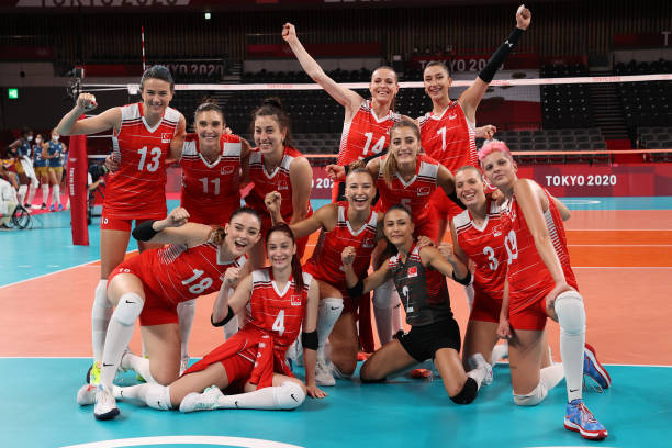 从装备角度切入，这是一个非常实际的新手需求点