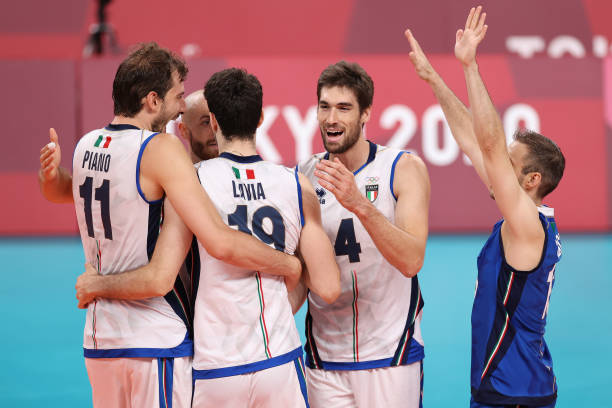 垫气排球训练视频：提升你的垫球与传球能力