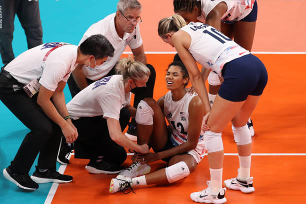 排球技术训练：通过正确姿势提升整体表现