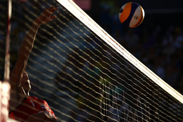 排球比赛中的站位轮换规则：从发球到得分的关键变化