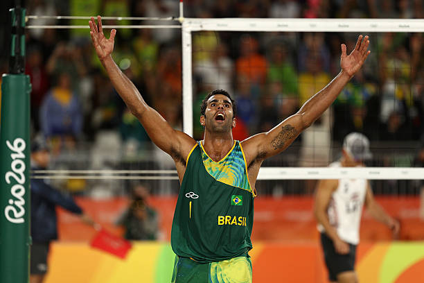 丁霞目前在哪支球队打球？最新动态一览