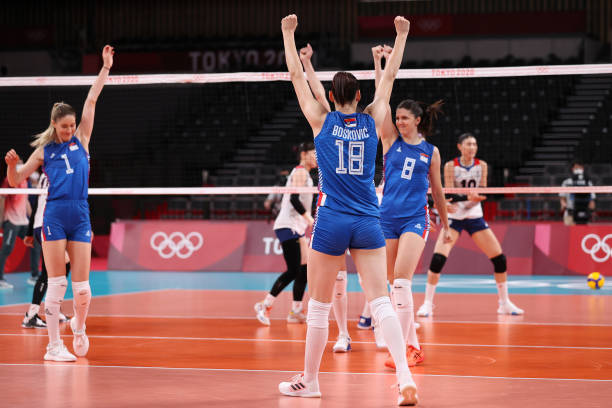 背飞动作要领：如何正确掌握这一排球技巧