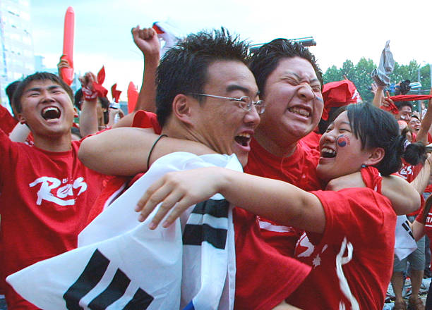 女排世界杯半决赛直播：中国vs意大利，谁能晋级决赛？