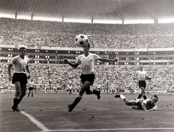 世界杯点球大战进球记录：压力下的英雄与悲情