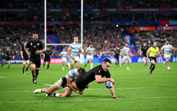 格子军团的神话：克罗地亚1998年世界杯征程解析