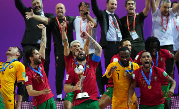 盖德穆勒在世界杯赛场上总共打进了多少球？